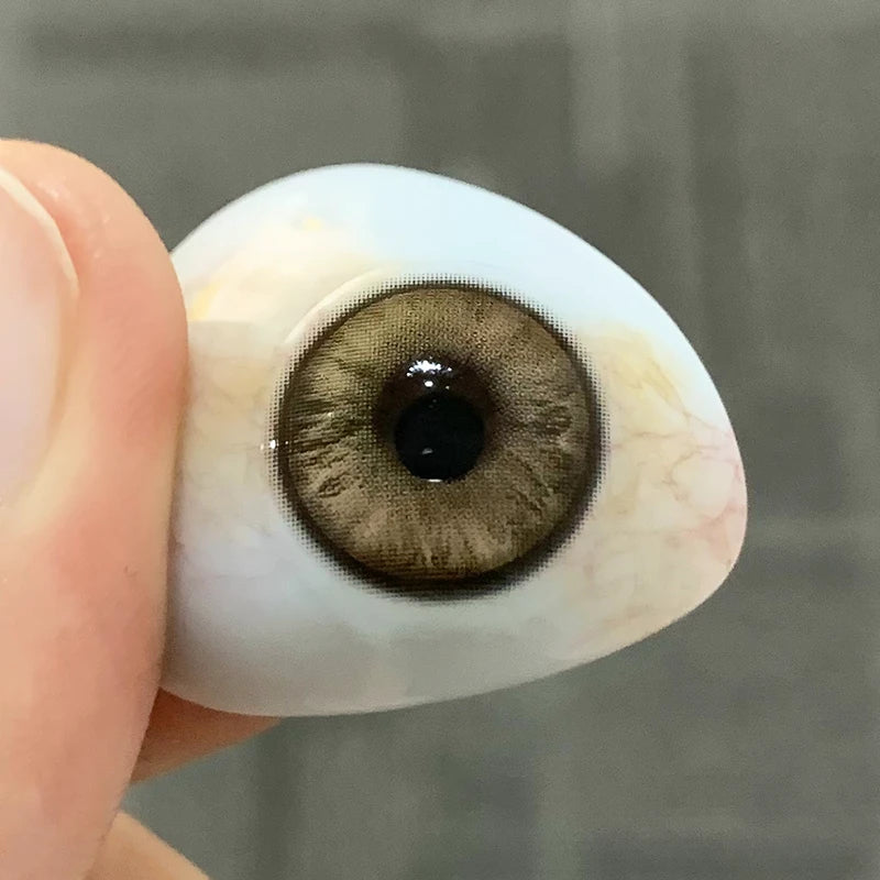 The premium layering technique allows Gilded Ash to deliver a lifelike, three-dimensional finish that avoids a repetitive, artificial appearance.