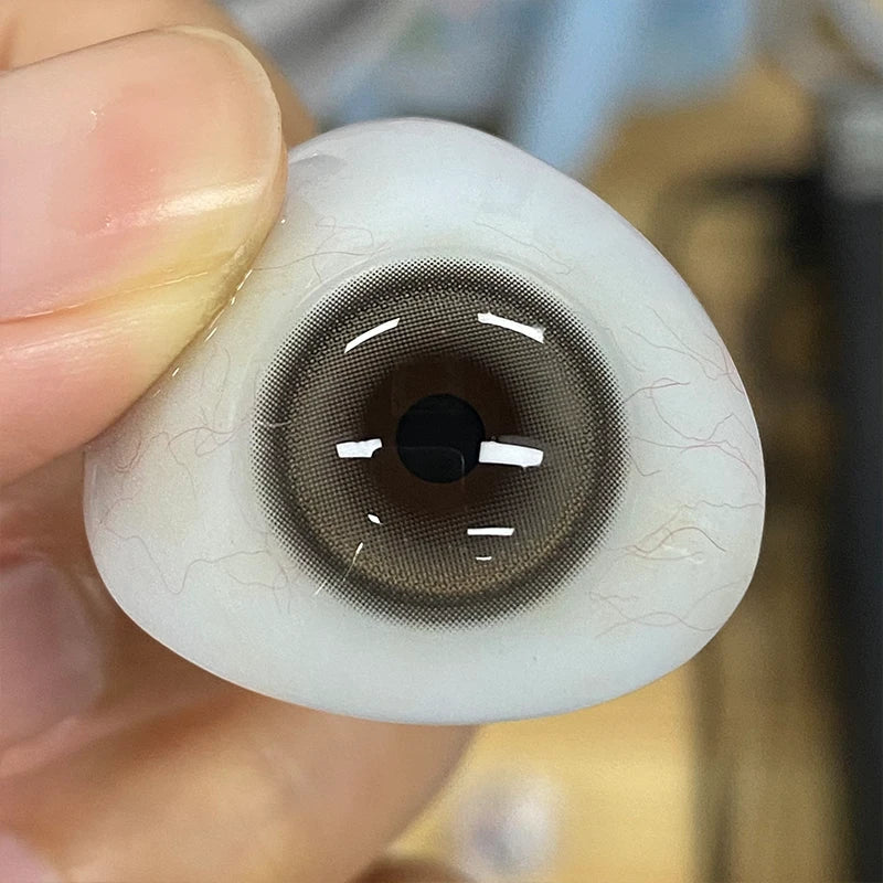 The high-standard material structure allows Driftwood Brown to deliver a rich, buttery warmth that looks effortlessly chic.